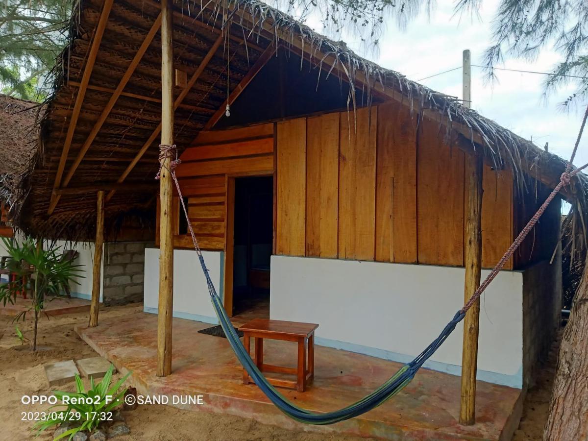 Sand Dune Beach Resort & Surf Camp Arugam Bay Zewnętrze zdjęcie