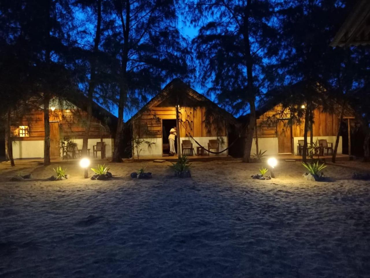 Sand Dune Beach Resort & Surf Camp Arugam Bay Zewnętrze zdjęcie
