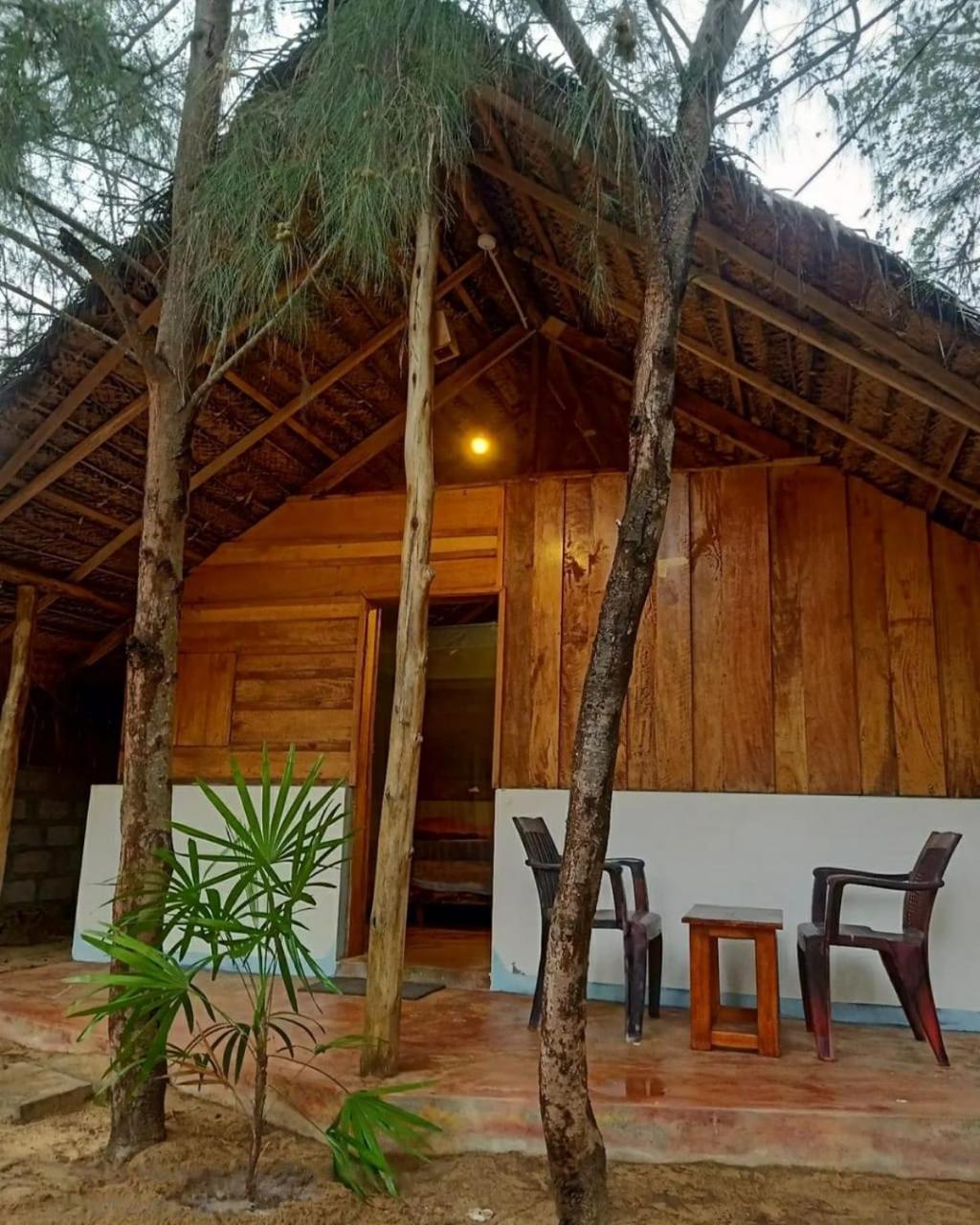Sand Dune Beach Resort & Surf Camp Arugam Bay Zewnętrze zdjęcie